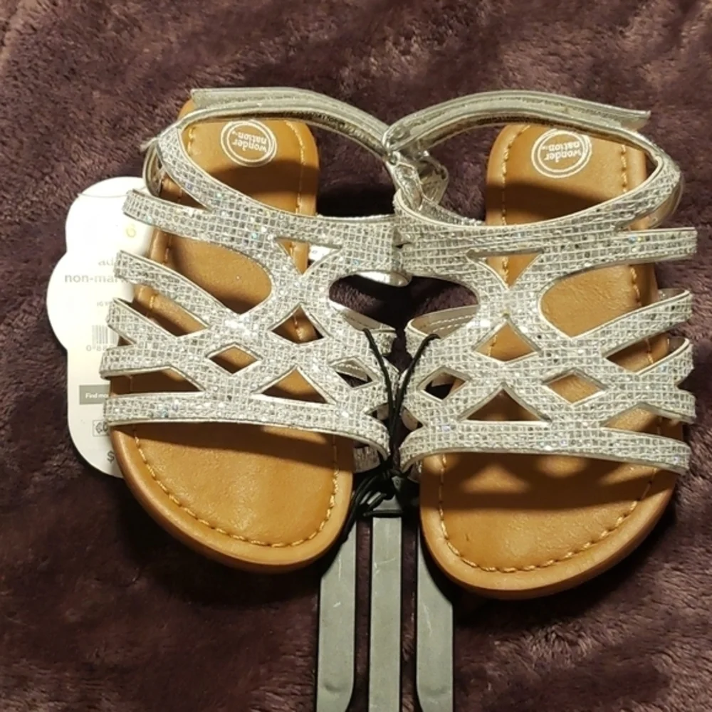 Toddler Wonder Nation‎ Sandals size 4 NWT
